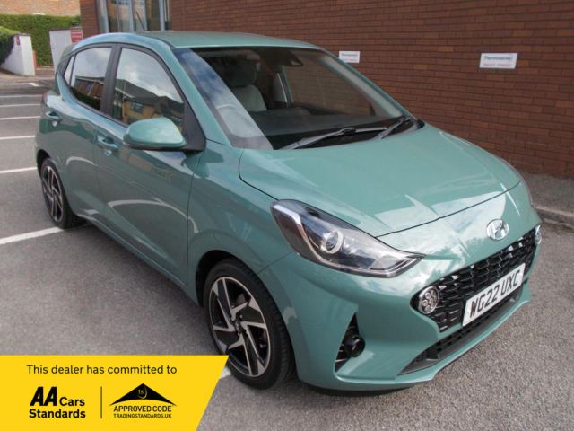 Hyundai i10 1.2 Premium Hatchback 5dr Petrol Auto Euro 6 (s/s) (84 ps)